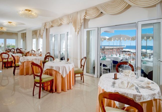 Hotel Dea - Milano Marittima (RA)