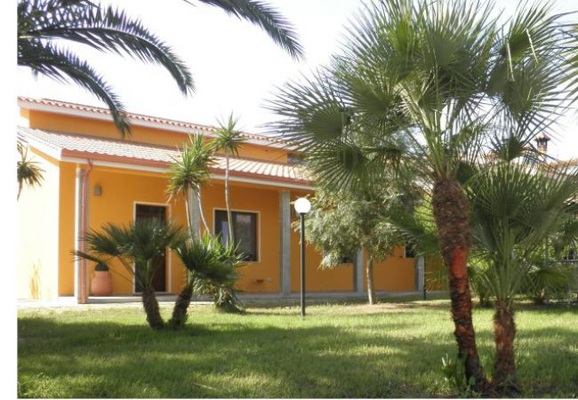 MEMO'S Affittacamere B&B - Arborea (OR)