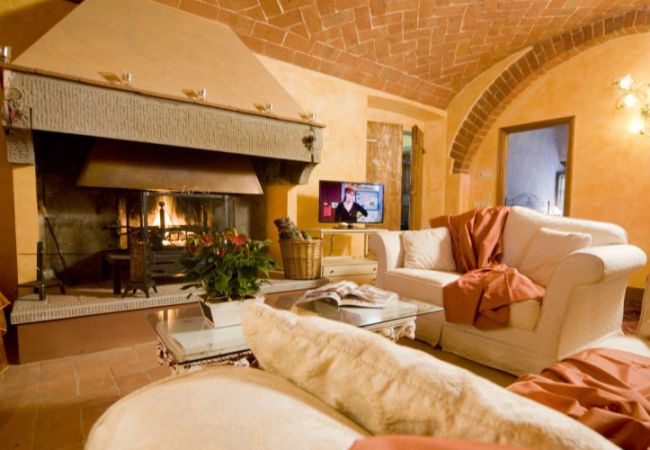 Casale Poggio alle Fonti - Terranuova Bracciolini (AR)