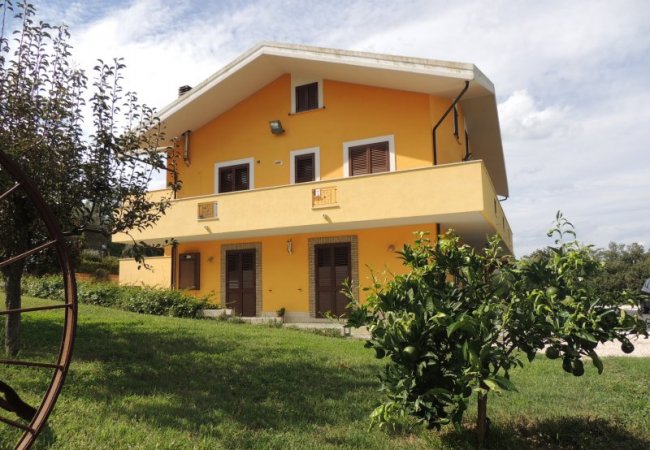 La collina delle rose - Manoppello (PE)