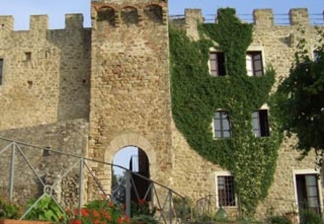 Castello di Cisterna - Gualdo Cattaneo (PG)